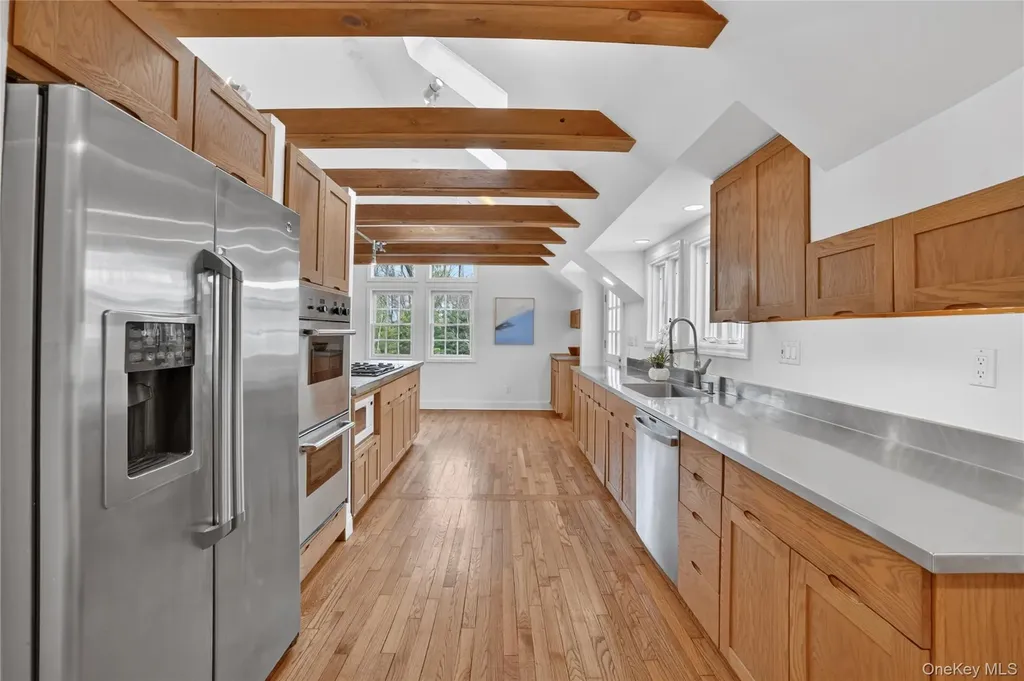 360 Crow Hill Road Mount Kisco NY 10549