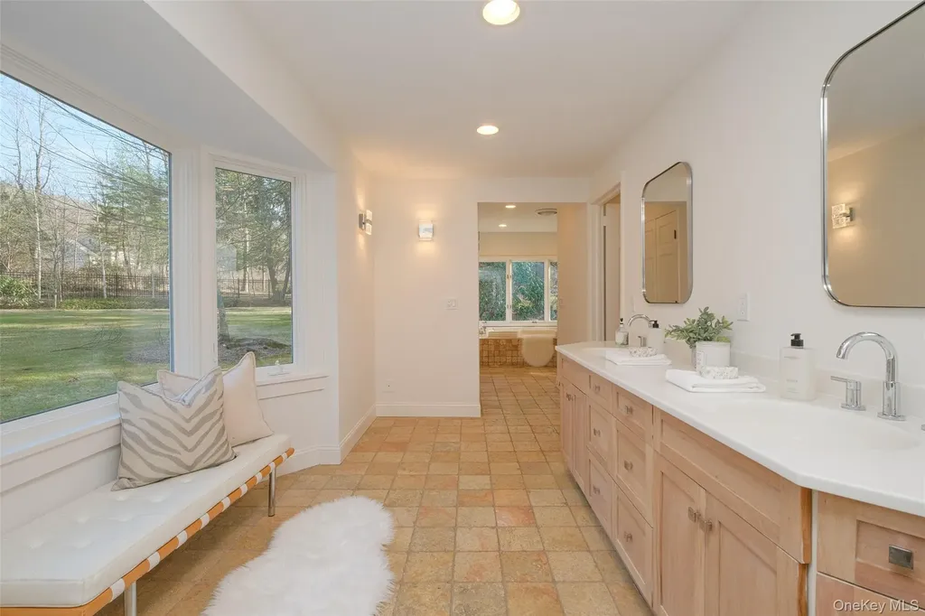360 Crow Hill Road Mount Kisco NY 10549