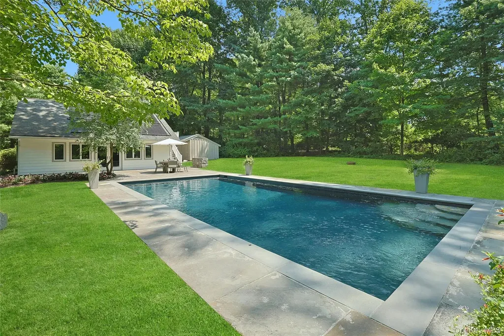 360 Crow Hill Road Mount Kisco NY 10549