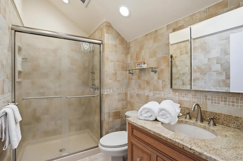 556 Dune Road Westhampton NY 11977
