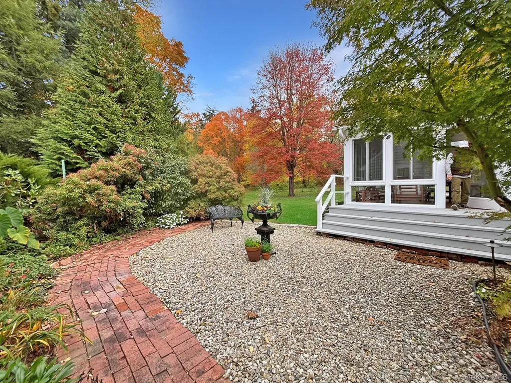 10 Spruce Lane Garrison NY 10524