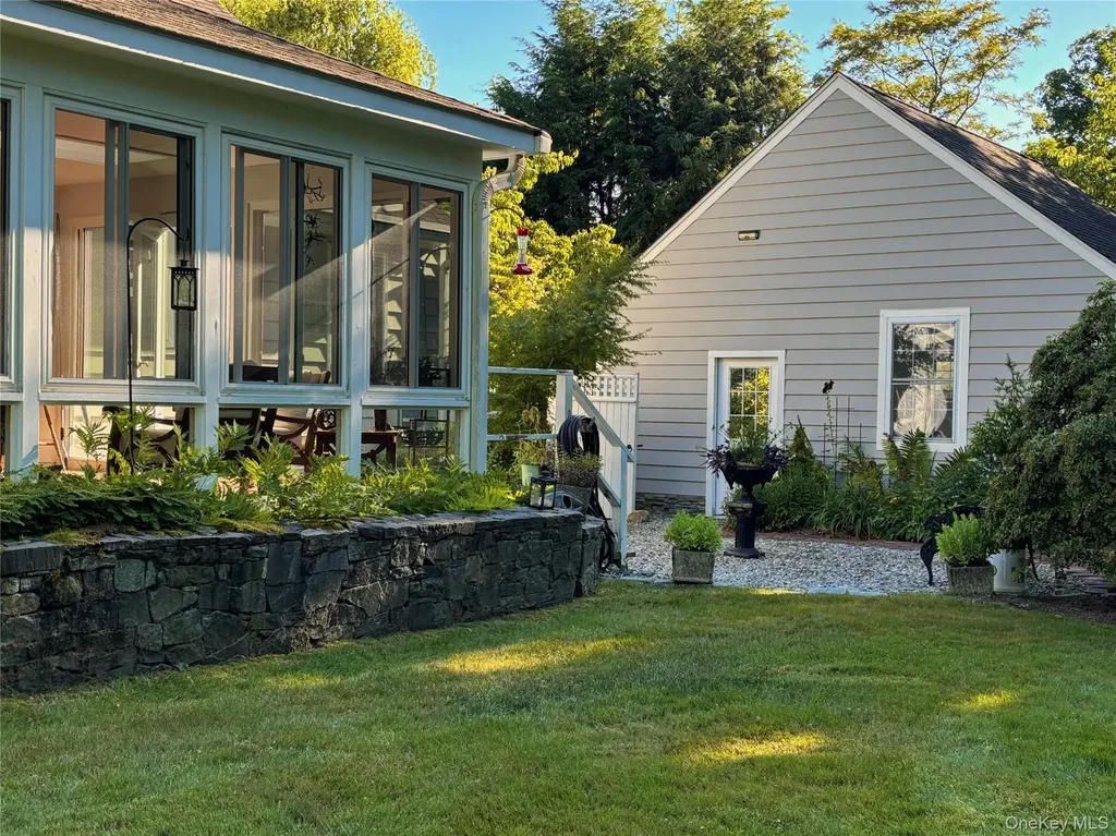 10 Spruce Lane Garrison NY 10524