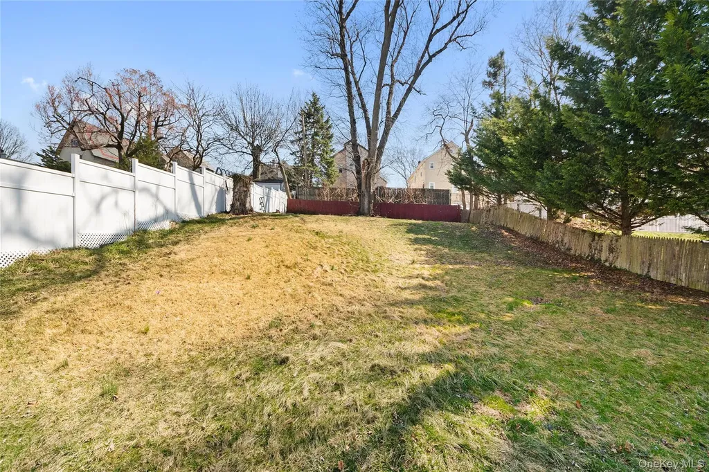 53 Sweetfield Circle Yonkers NY 10704