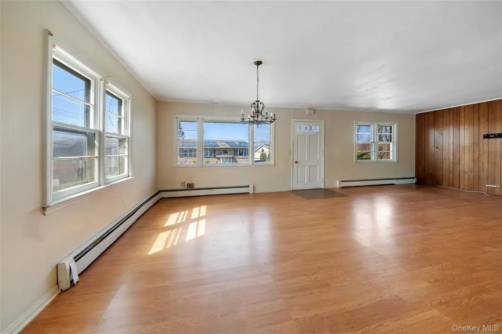 53 Sweetfield Circle Yonkers NY 10704