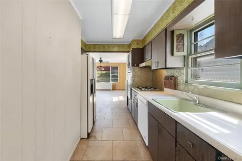 53 Sweetfield Circle Yonkers NY 10704