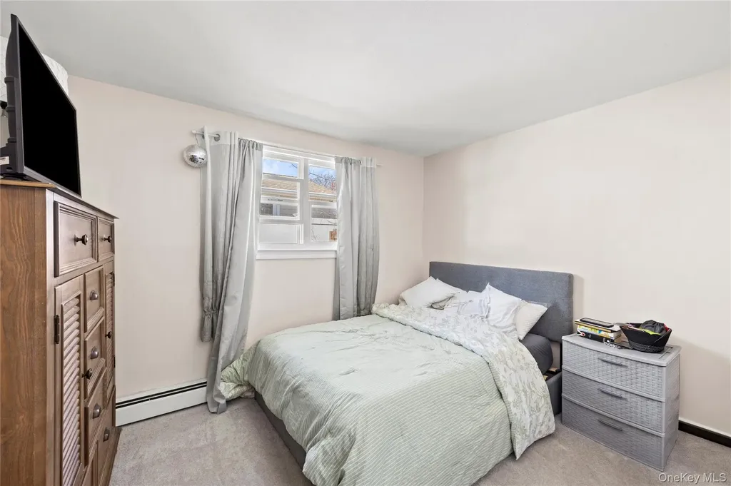 26 Allegheny Drive E Farmingville NY 11738