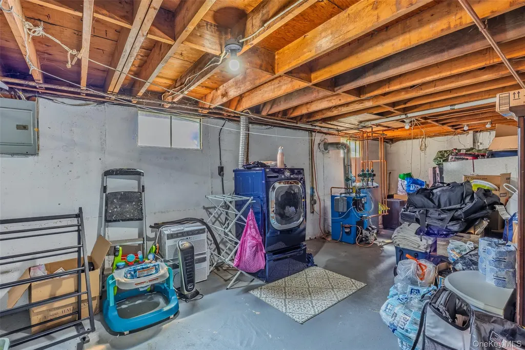 26 Allegheny Drive E Farmingville NY 11738