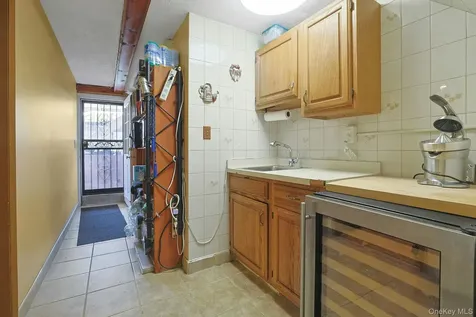 1988 B Powell Avenue Bronx NY 10472