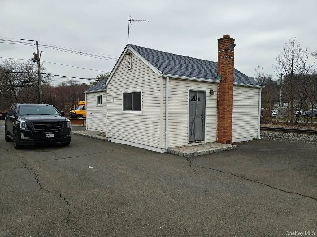 225 E Erie Street Blauvelt NY 10913