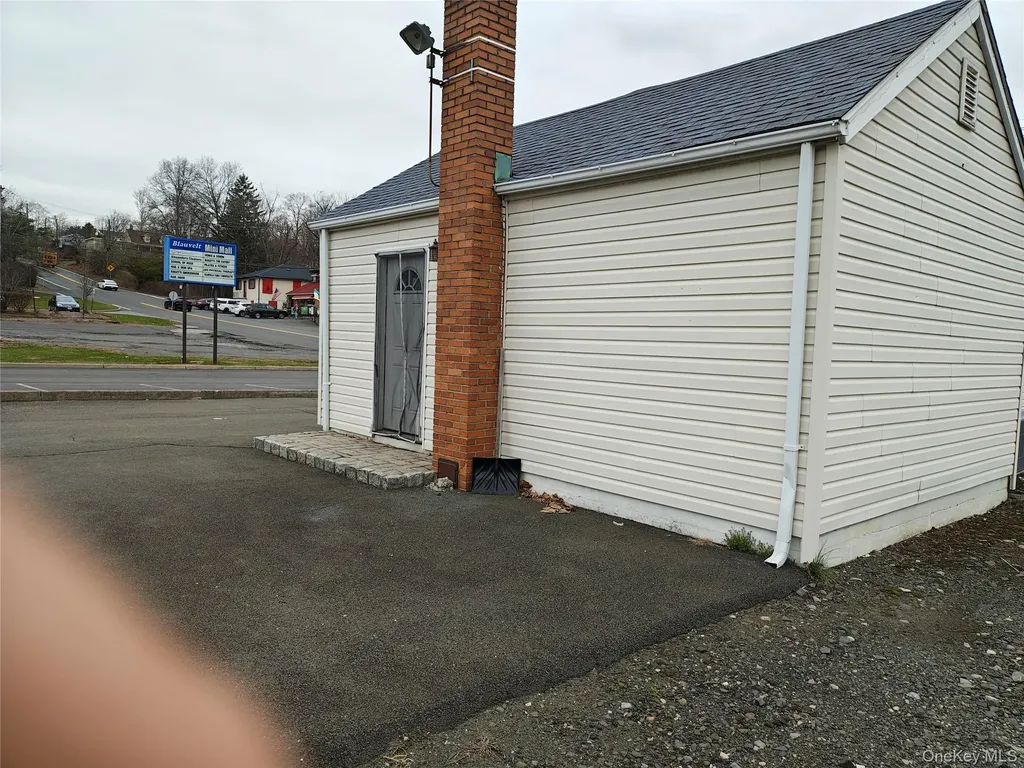 225 E Erie Street Blauvelt NY 10913
