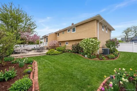 2175 Legion Street Bellmore NY 11710