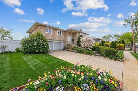 2175 Legion Street Bellmore NY 11710