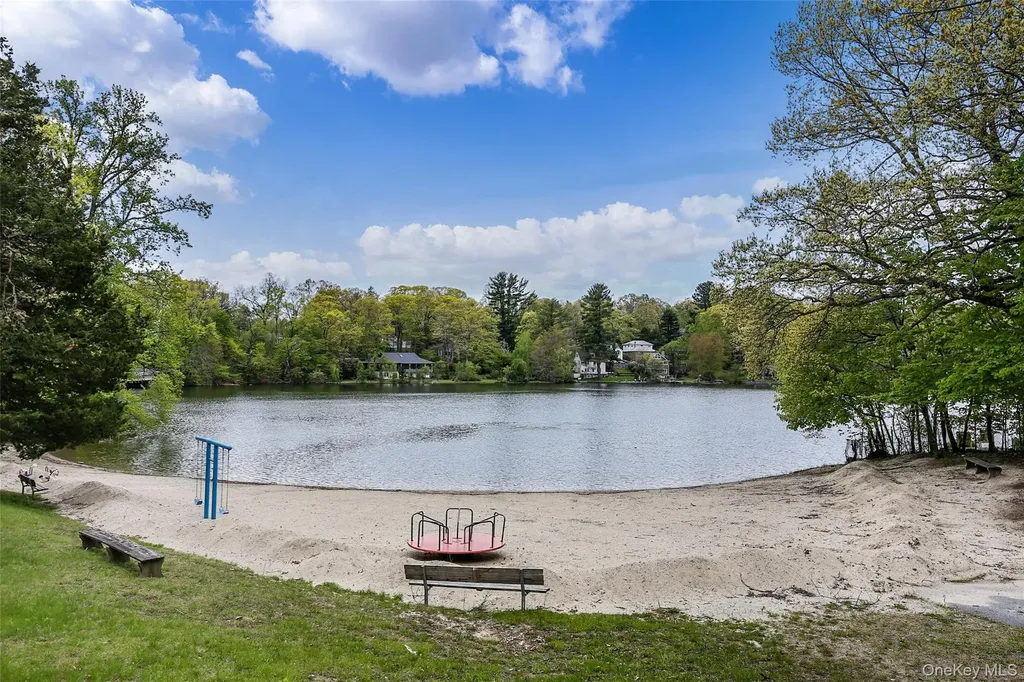 45 Laurel Road Lake Peekskill NY 10537