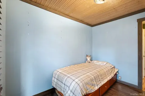 45 Laurel Road Lake Peekskill NY 10537