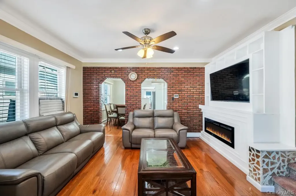 78 Claridge Avenue Elmont NY 11003