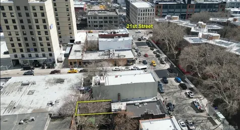 12-09 40th Avenue Long Island City NY 11101