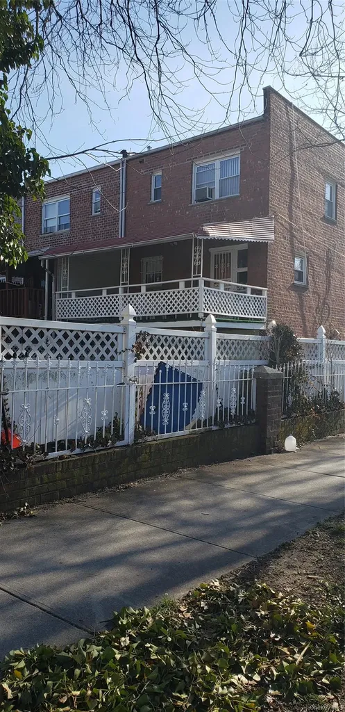 260 Swinton Avenue Bronx NY 10465