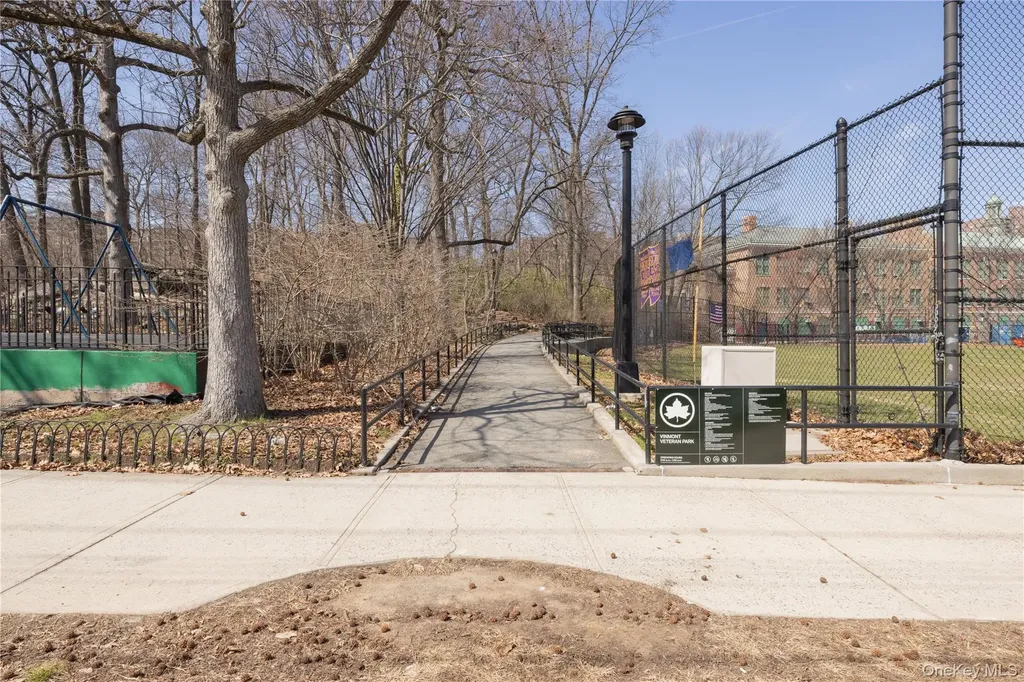 5410 Mosholu Avenue Bronx NY 10471