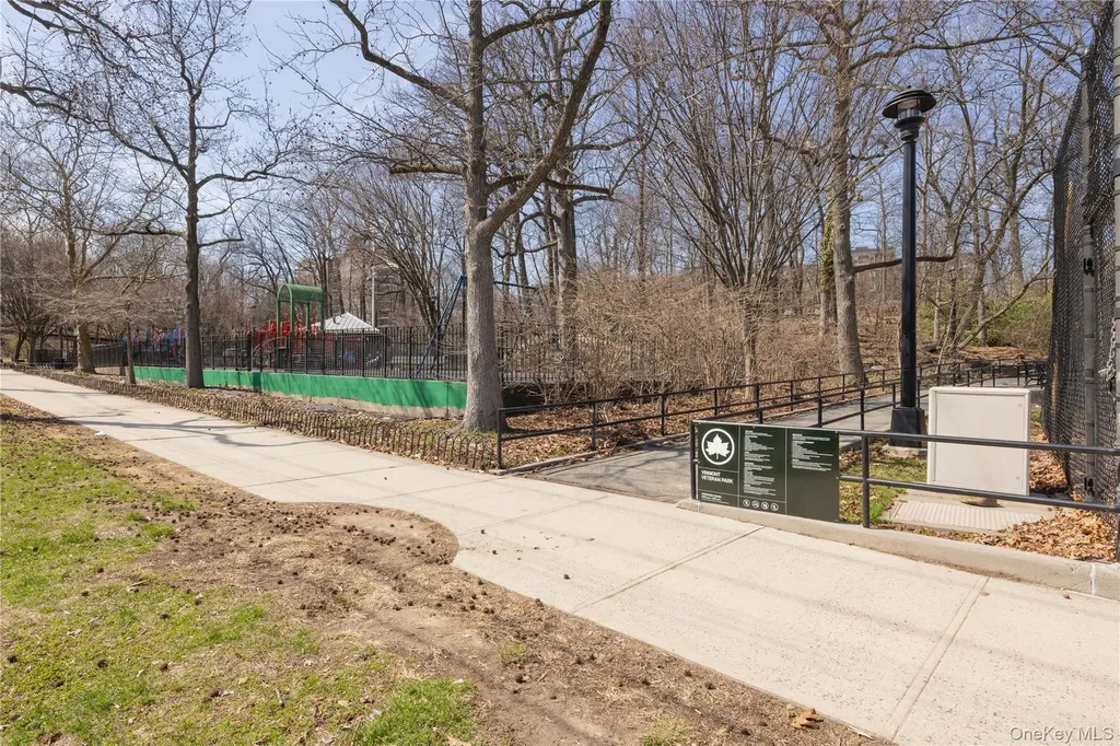 5410 Mosholu Avenue Bronx NY 10471