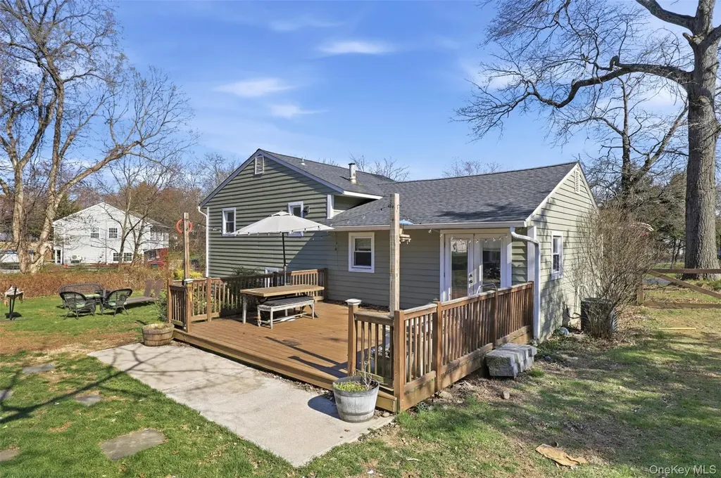 4 Linden Drive Newburgh NY 12550