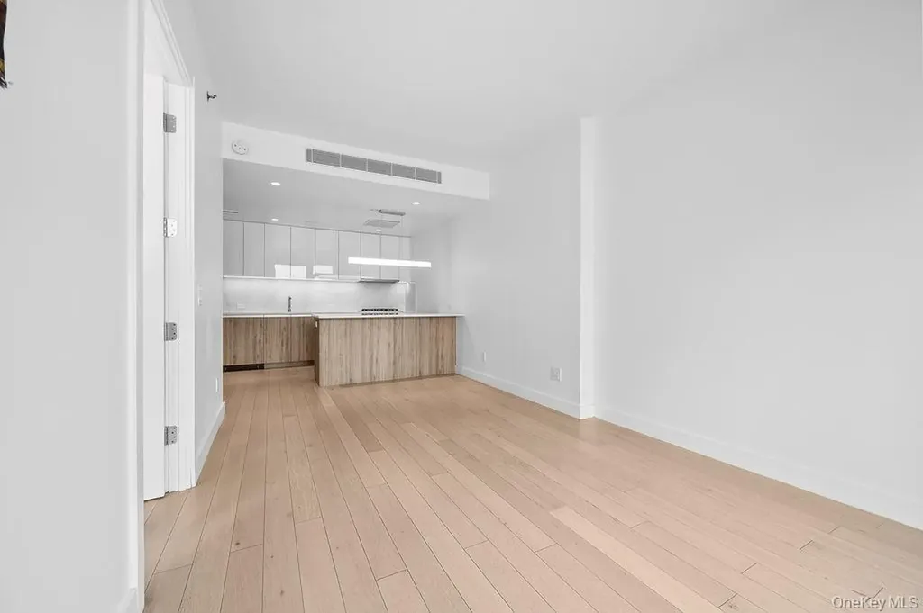 136-18 Maple Avenue Flushing NY 11355