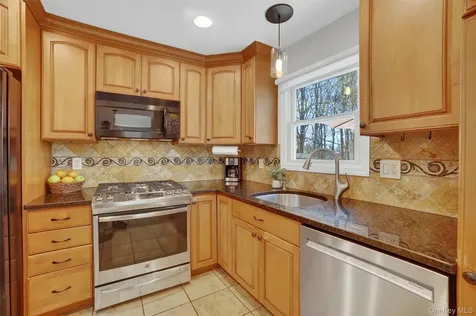 9 Ridge Road Cortlandt Manor NY 10567