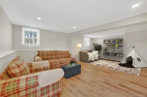 9 Ridge Road Cortlandt Manor NY 10567