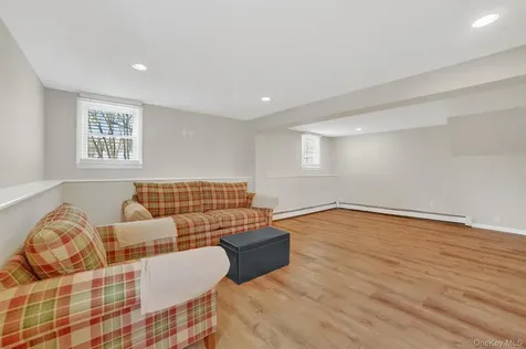 9 Ridge Road Cortlandt Manor NY 10567