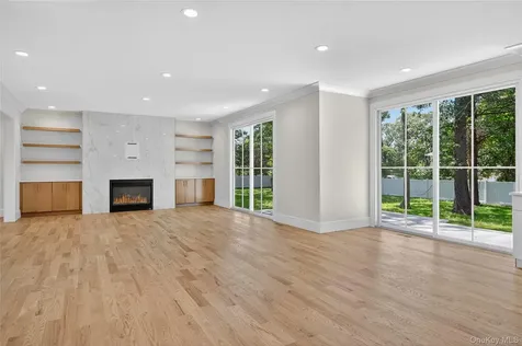654 Caledonia Road Dix Hills NY 11746