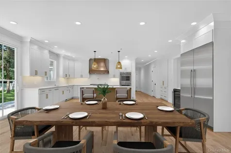 654 Caledonia Road Dix Hills NY 11746