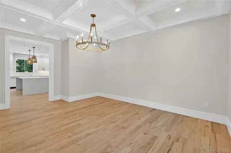 654 Caledonia Road Dix Hills NY 11746