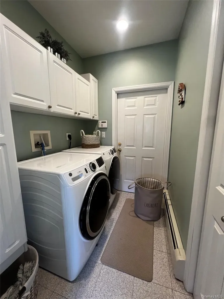6 Kara Court Centereach NY 11720