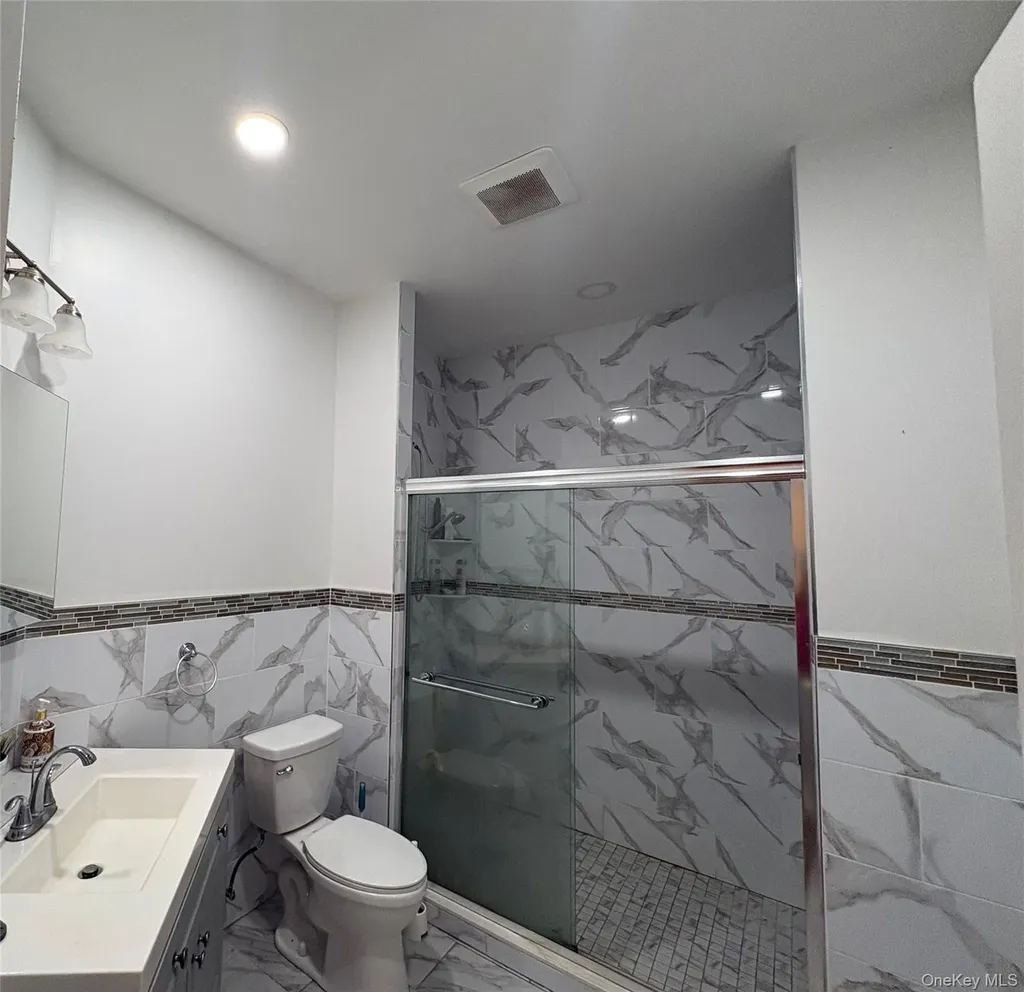 6 Kara Court Centereach NY 11720