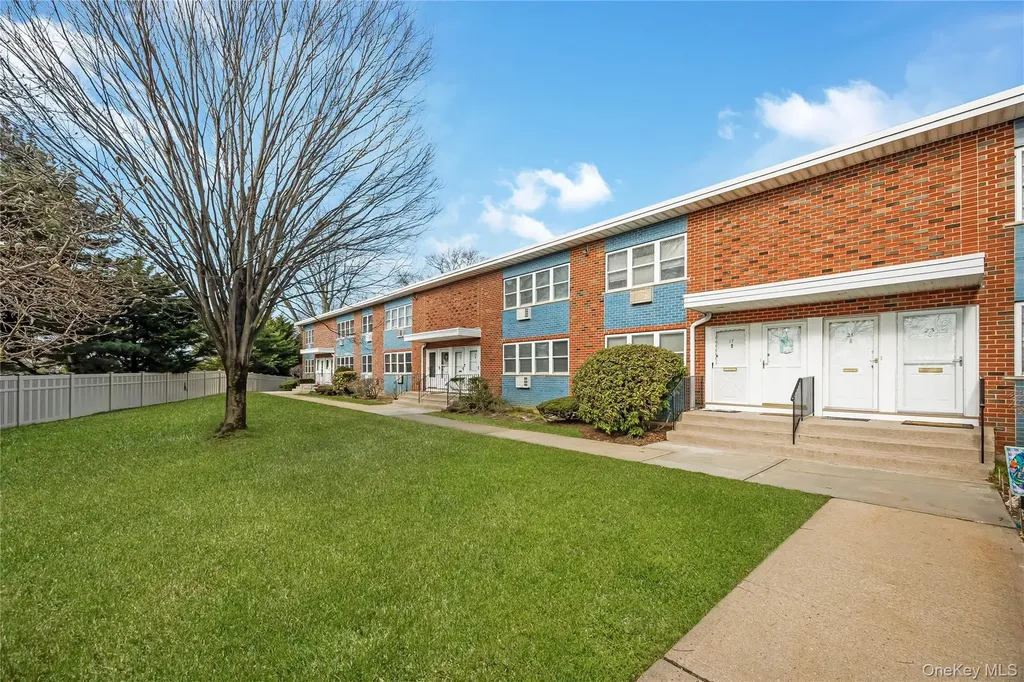 13 Farber Drive West Babylon NY 11704
