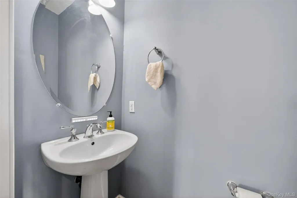 1 High Ridge Lane Middletown NY 10940