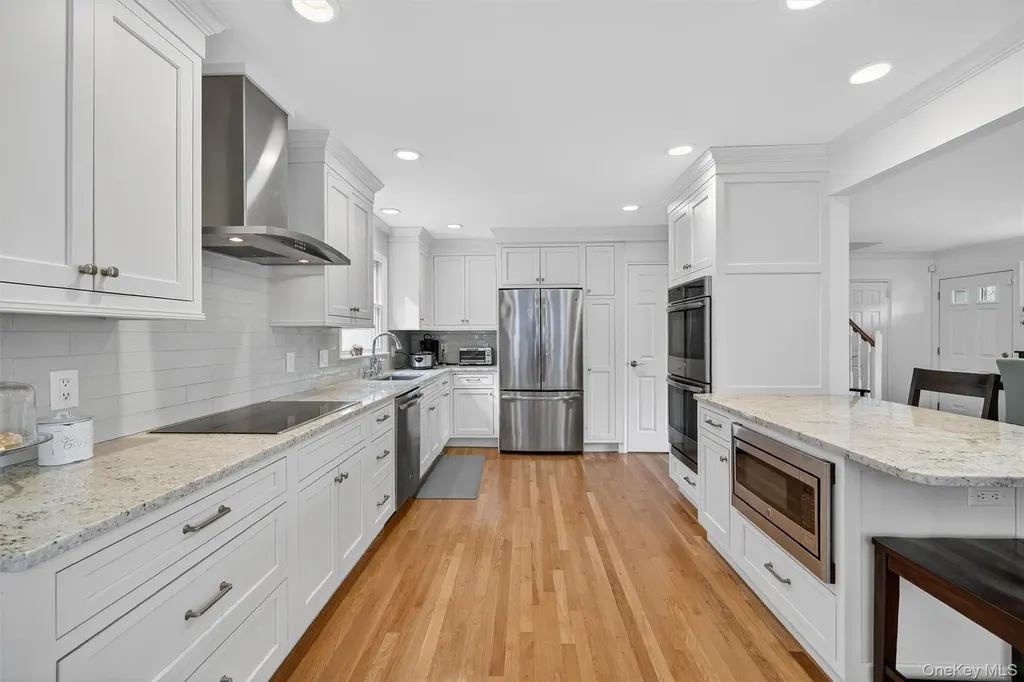 18 Clovebrook Road Valhalla NY 10595