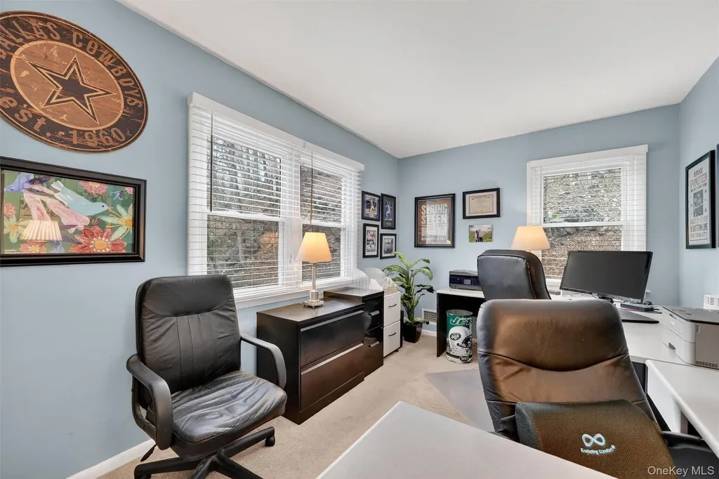 18 Clovebrook Road Valhalla NY 10595