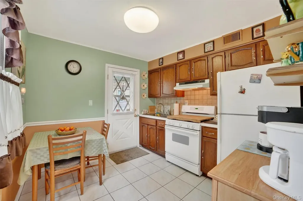 5 Cantitoe Road Yonkers NY 10710