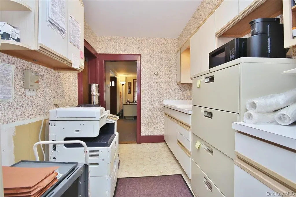 104 Gleneida Avenue Carmel NY 10512