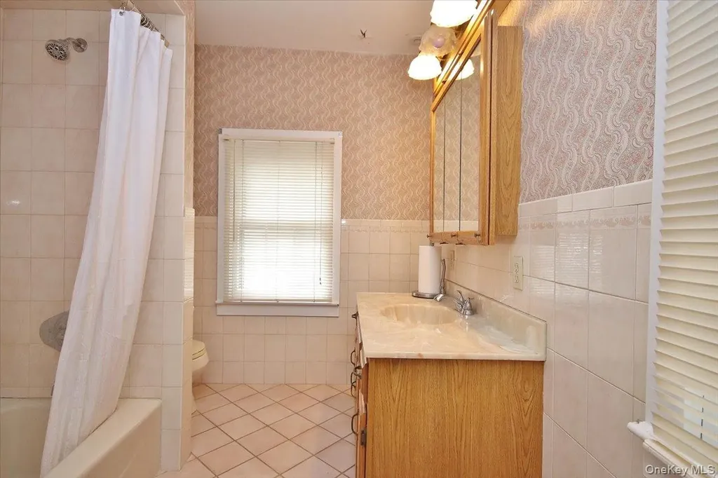 104 Gleneida Avenue Carmel NY 10512