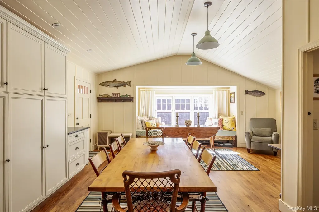 78 The Concourse Drive Kinderhook NY 12130