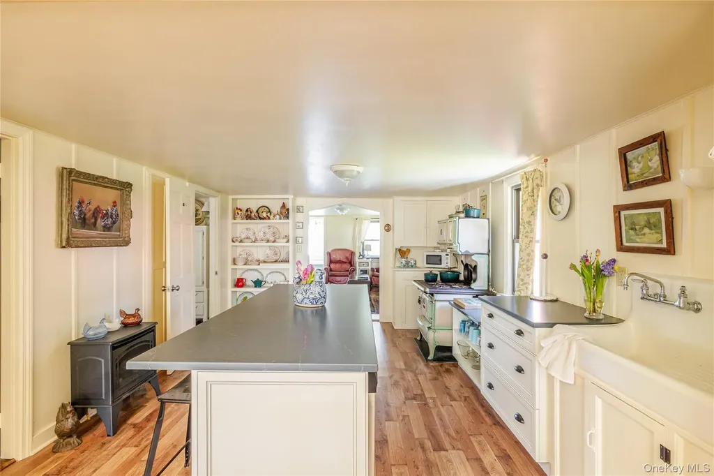 78 The Concourse Drive Kinderhook NY 12130