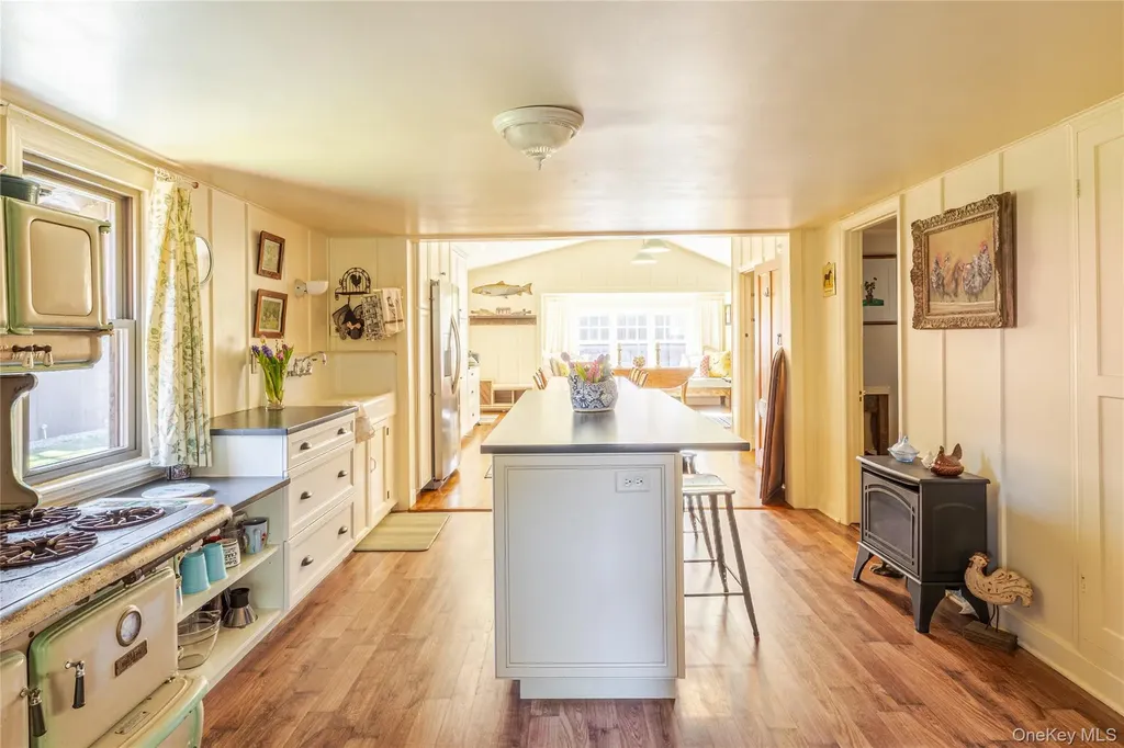 78 The Concourse Drive Kinderhook NY 12130
