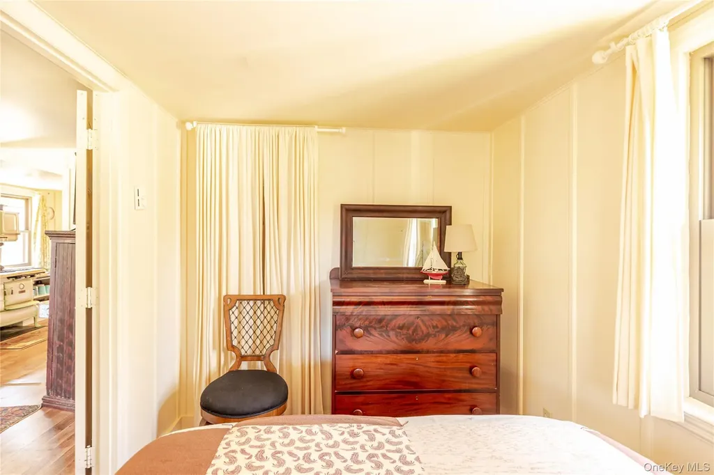 78 The Concourse Drive Kinderhook NY 12130