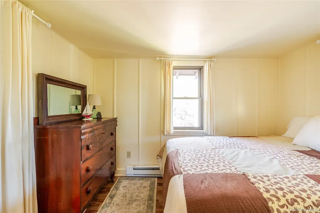 78 The Concourse Drive Kinderhook NY 12130