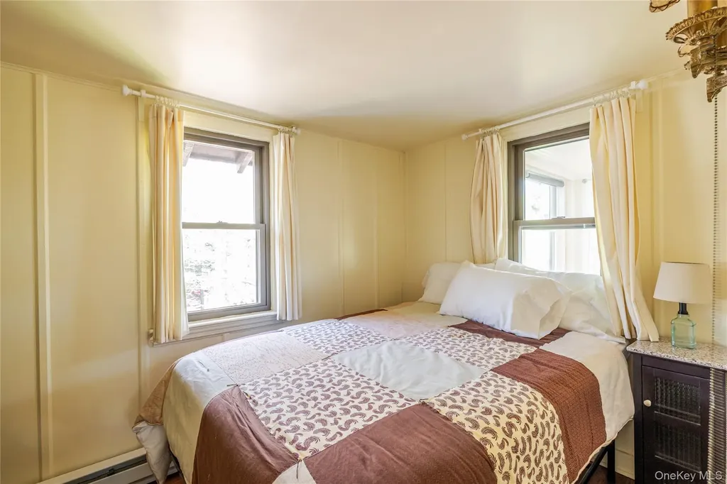 78 The Concourse Drive Kinderhook NY 12130