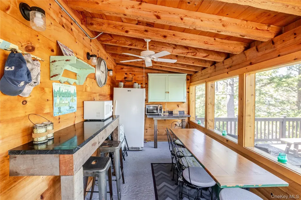 78 The Concourse Drive Kinderhook NY 12130