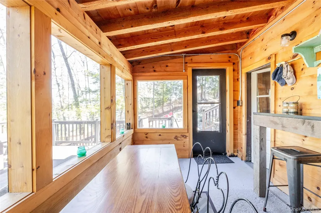78 The Concourse Drive Kinderhook NY 12130