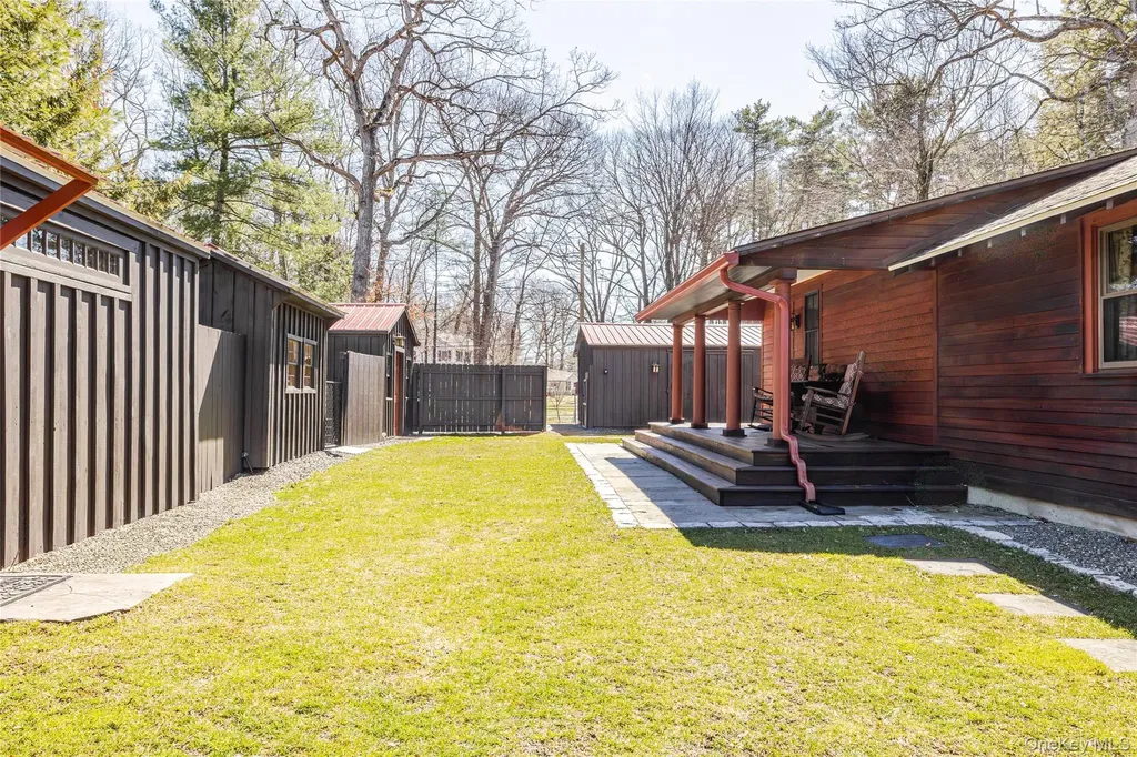 78 The Concourse Drive Kinderhook NY 12130