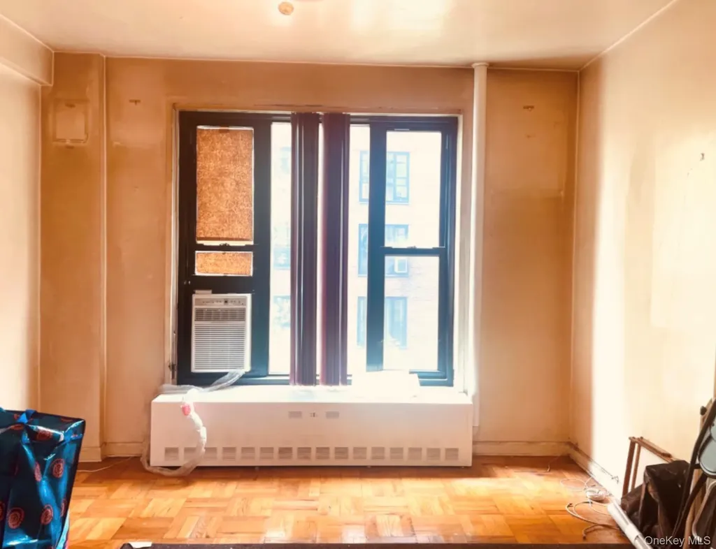 365 Clinton Avenue Brooklyn NY 11238